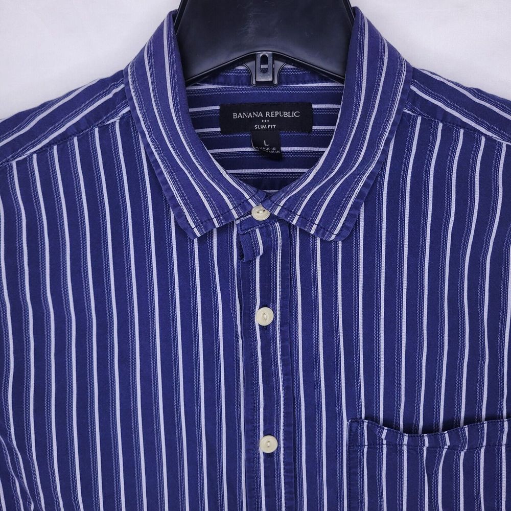 Banana Republic Blue Striped Casual Button Down Shirt